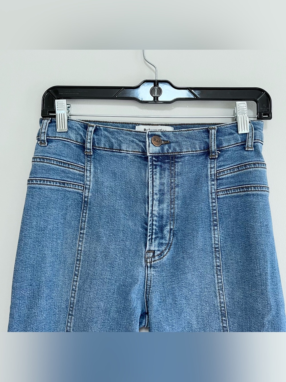 Reformation High Rise Skinny Leg Jeans in Rhine Med Blue Wash (PO# 9843), sz 27 - Picture 4 of 9